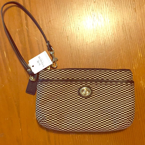 Coach Handbags - NWT Coach wristlet